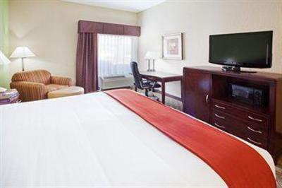 фото отеля Holiday Inn Express Peachtree Corners/Norcross
