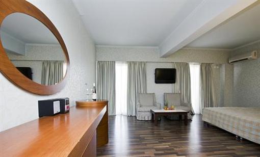 фото отеля Galaxy Hotel Alimos
