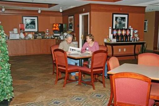 фото отеля Hampton Inn Denver - International Airport