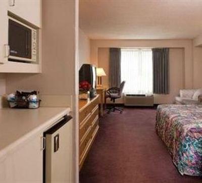 фото отеля GuestHouse Inn & Suites Nashville/Music Valley