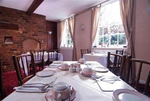фото отеля Blossoms Guest House York