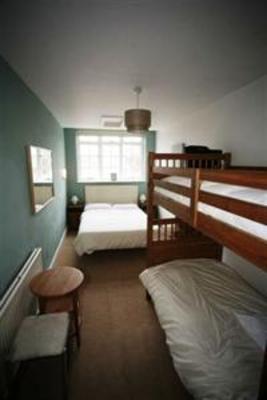 фото отеля Blossoms Guest House York