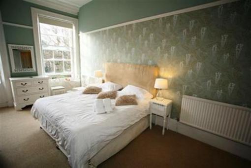 фото отеля Blossoms Guest House York