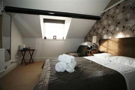 фото отеля Blossoms Guest House York