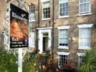 фото отеля Blossoms Guest House York