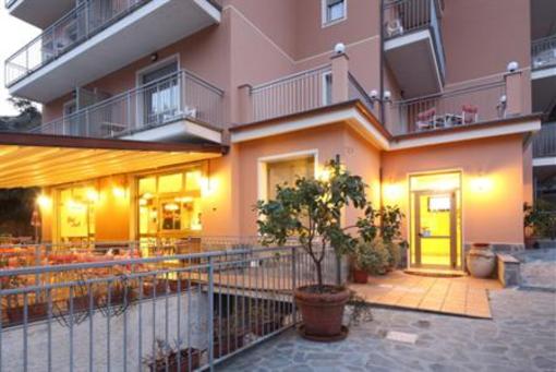 фото отеля Residence Kriss