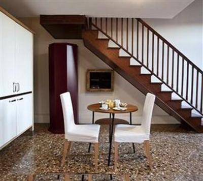 фото отеля Art Deco Residence