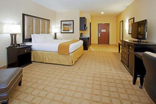 фото отеля Holiday Inn Express Hotel & Suites Denver Northeast - Brighton