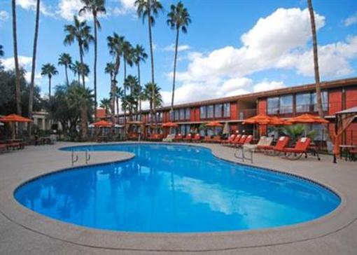 фото отеля Days Hotel Scottsdale