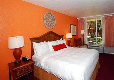 фото отеля Days Hotel Scottsdale