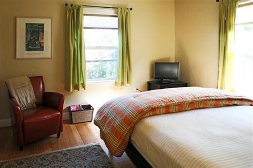 фото отеля Camellia Inn Healdsburg