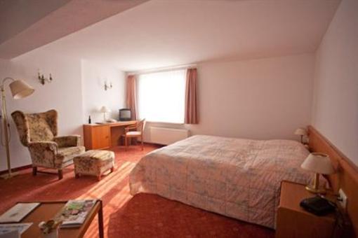 фото отеля Helenenhof Hotel Nauen