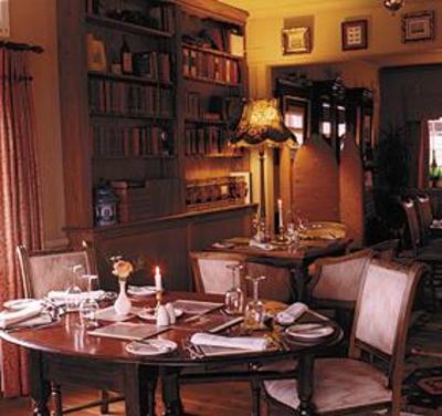 фото отеля The Nags Head Residential Country Inn & Restaurant
