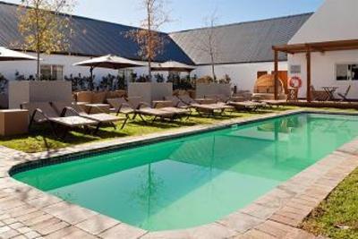 фото отеля Protea Hotel Vineyards Estate