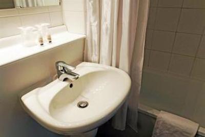 фото отеля Kyriad Lyon Bourgoin Jallieu