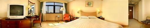 фото отеля Eastern Light International Hotel