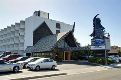 фото отеля BEST WESTERN Aku Tiki Inn