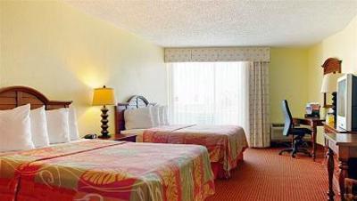 фото отеля BEST WESTERN Aku Tiki Inn