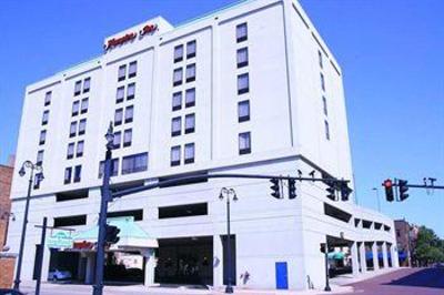 фото отеля Hampton Inn Massillon