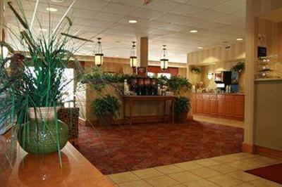фото отеля Hampton Inn Massillon