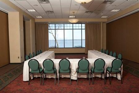 фото отеля Hampton Inn & Suites Bemidji