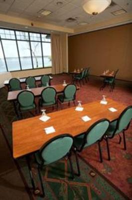фото отеля Hampton Inn & Suites Bemidji