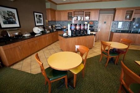 фото отеля Hampton Inn & Suites Bemidji