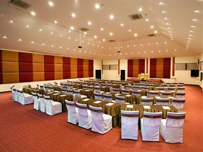 фото отеля Away Suansawan Mae Rim Resort