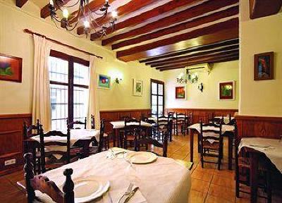 фото отеля Hostal Loreto Denia