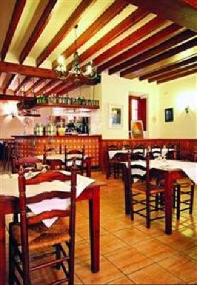фото отеля Hostal Loreto Denia