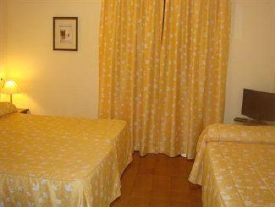 фото отеля Hostal Loreto Denia