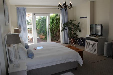 фото отеля La Boheme Bed & Breakfast Plettenberg Bay