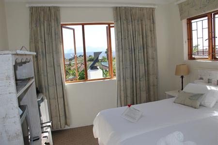 фото отеля La Boheme Bed & Breakfast Plettenberg Bay