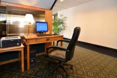 фото отеля BEST WESTERN Naples Inn & Suites
