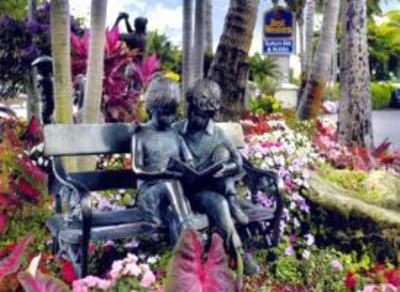 фото отеля BEST WESTERN Naples Inn & Suites