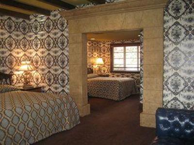 фото отеля Madonna Inn