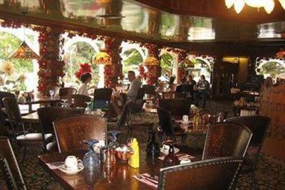 фото отеля Madonna Inn