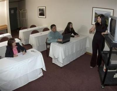 фото отеля Lakeview Inn and Suites Brandon