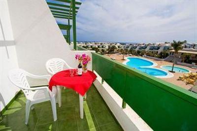 фото отеля Plaza Palmeras Apartments Lanzarote