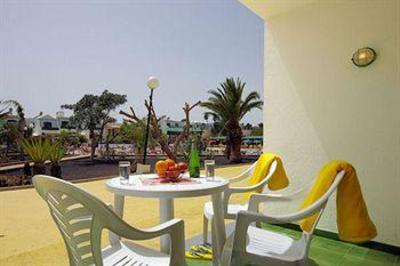 фото отеля Plaza Palmeras Apartments Lanzarote