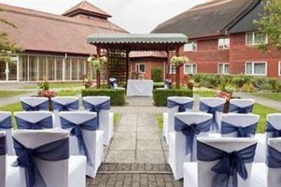 фото отеля Holiday Inn Aylesbury
