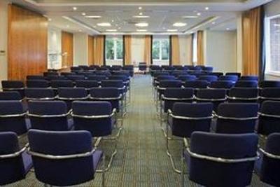 фото отеля Holiday Inn Aylesbury
