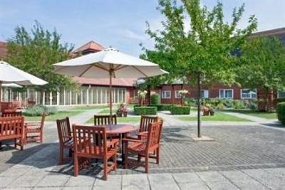 фото отеля Holiday Inn Aylesbury
