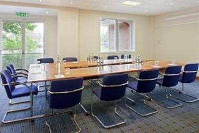 фото отеля Holiday Inn Aylesbury