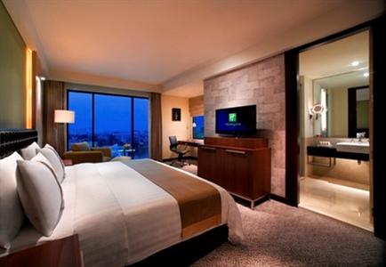 фото отеля Holiday Inn Bandung