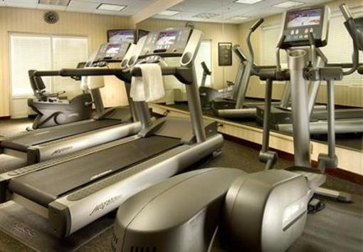 фото отеля Fairfield Inn & Suites Marshall