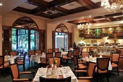 фото отеля Protea Hotel Balalaika Sandton
