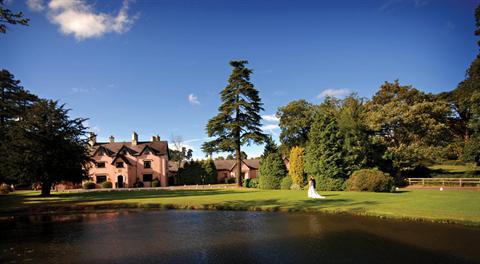 фото отеля BEST WESTERN Cwrt Bleddyn Hotel & Spa