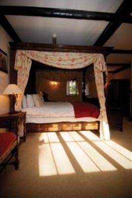 фото отеля BEST WESTERN Cwrt Bleddyn Hotel & Spa