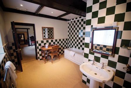 фото отеля BEST WESTERN Cwrt Bleddyn Hotel & Spa